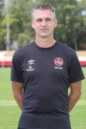 16.07.2018 - 1. FC Nürnberg Nuernberg FCN Club - 1. Fußball Bundesliga BL - Saison 2018 2019 - Fototermin Porträttermin Portraittermin - DaMa - Marko Riegel (Zeugwart 1. FC Nürnberg FCN ) Einzelbild Einzelfoto Portrait Porträt Kopfbild