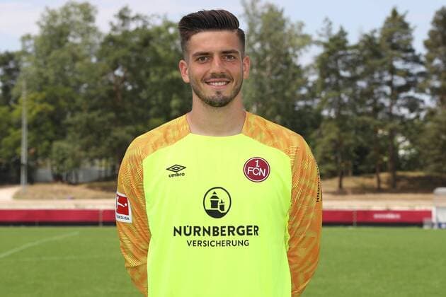 16.07.2018 - 1. FC Nürnberg Nuernberg FCN Club - 1. Fußball Bundesliga BL - Saison 2018 2019 - Fototermin Porträttermin Portraittermin - DaMa - Fabian Bredlow (1, 1. FC Nürnberg FCN ) Einzelbild Einzelfoto Portrait Porträt Kopfbild
