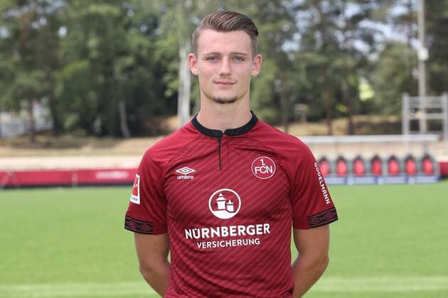 16.07.2018 - 1. FC Nürnberg Nuernberg FCN Club - 1. Fußball Bundesliga BL - Saison 2018 2019 - Fototermin Porträttermin Portraittermin - DaMa - Törles Knöll (19, 1. FC Nürnberg FCN ) Einzelbild Einzelfoto Portrait Porträt Kopfbild