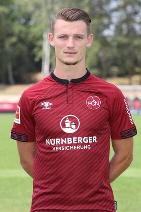 16.07.2018 - 1. FC Nürnberg Nuernberg FCN Club - 1. Fußball Bundesliga BL - Saison 2018 2019 - Fototermin Porträttermin Portraittermin - DaMa - Törles Knöll (19, 1. FC Nürnberg FCN ) Einzelbild Einzelfoto Portrait Porträt Kopfbild