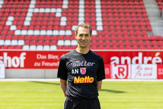 GER, Fussball, Herren, 2.BL, Saison 2018 2019, Porträttermin, 17.07.2018, SSV Jahn Regensburg Dr. Andreas Harlass-Neuking; SSV Jahn Regensburg; 2.BL, PortraÌˆttermin 2018 2019,
