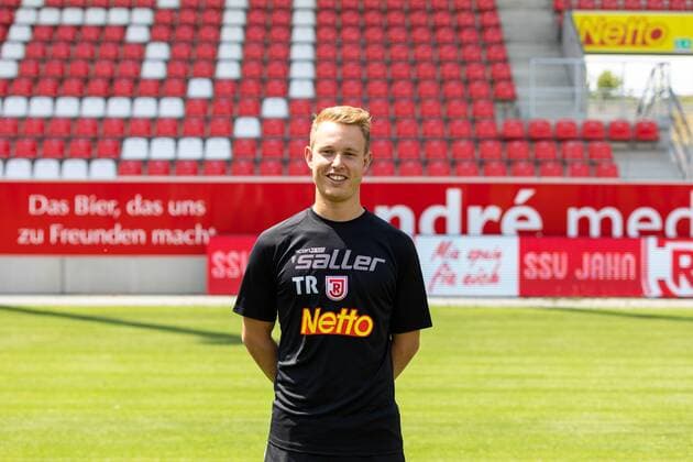 GER, Fussball, Herren, 2.BL, Saison 2018 2019, Porträttermin, 17.07.2018, SSV Jahn Regensburg Tobias Rutzinger; SSV Jahn Regensburg; 2.BL, PortraÌˆttermin 2018 2019,