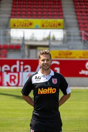 GER, Fussball, Herren, 2.BL, Saison 2018 2019, Porträttermin, 17.07.2018, SSV Jahn Regensburg Andreas Gehlen; SSV Jahn Regensburg; 2.BL, PortraÌˆttermin 2018 2019,