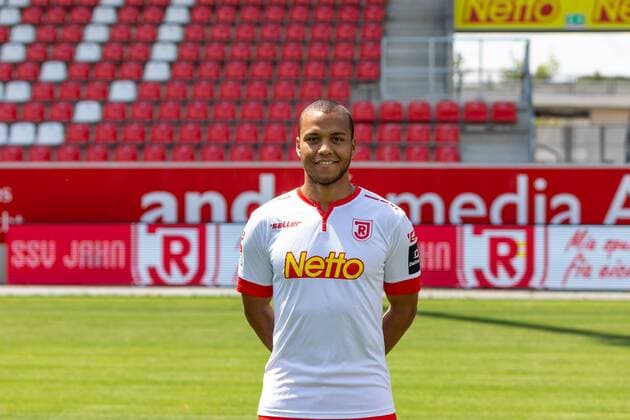 GER, Fussball, Herren, 2.BL, Saison 2018 2019, Porträttermin, 17.07.2018, SSV Jahn Regensburg Jann George; SSV Jahn Regensburg; 2.BL, PortraÌˆttermin 2018 2019,