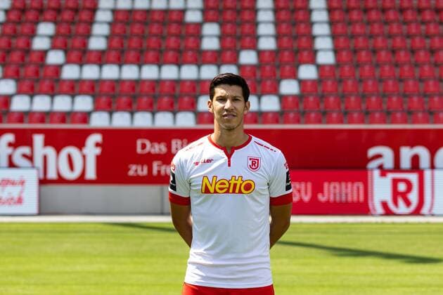 GER, Fussball, Herren, 2.BL, Saison 2018 2019, Porträttermin, 17.07.2018, SSV Jahn Regensburg Marcel Correia; SSV Jahn Regensburg; 2.BL, PortraÌˆttermin 2018 2019,