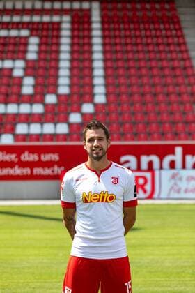 GER, Fussball, Herren, 2.BL, Saison 2018 2019, Porträttermin, 17.07.2018, SSV Jahn Regensburg Marco Grüttner; SSV Jahn Regensburg; 2.BL, PortraÌˆttermin 2018 2019,