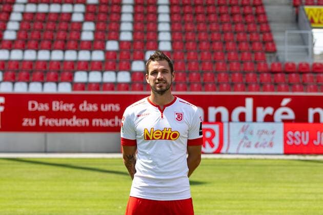 GER, Fussball, Herren, 2.BL, Saison 2018 2019, Porträttermin, 17.07.2018, SSV Jahn Regensburg Marco Grüttner; SSV Jahn Regensburg; 2.BL, PortraÌˆttermin 2018 2019,