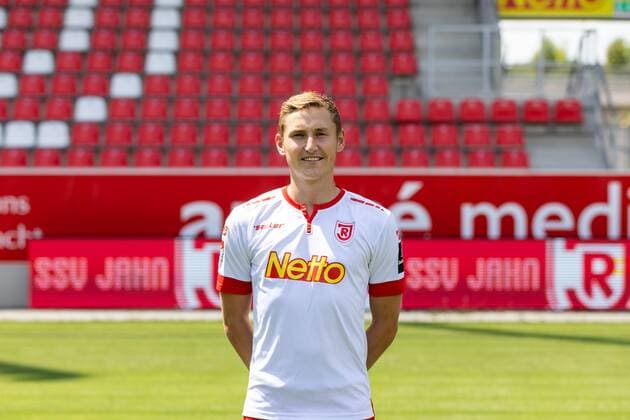 GER, Fussball, Herren, 2.BL, Saison 2018 2019, Porträttermin, 17.07.2018, SSV Jahn Regensburg Marc Lais; SSV Jahn Regensburg; 2.BL, PortraÌˆttermin 2018 2019,