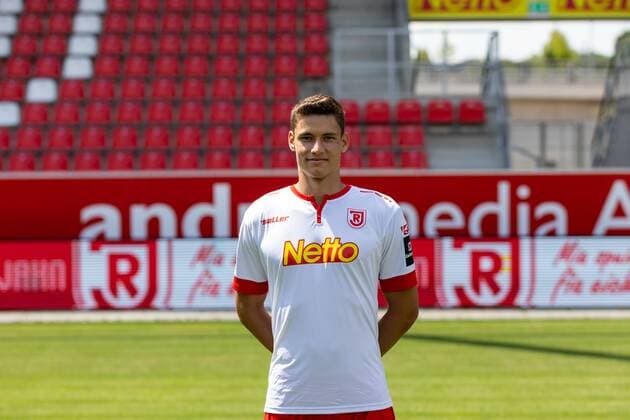 GER, Fussball, Herren, 2.BL, Saison 2018 2019, Porträttermin, 17.07.2018, SSV Jahn Regensburg Maximilian Thalhammer; SSV Jahn Regensburg; 2.BL, PortraÌˆttermin 2018 2019,