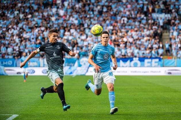 180717 Ardian Limani of Drita and Samuel Adrian of Malmö FF in action during the UEFA Champions League qualifying match between Malmö FF and Drita on July 17, 2018 in Malmö. Photo: Ludvig Thunman BILDBYRAN kod LT 35506 Copyright: LUDVIGxTHUNMAN BB180717LT016