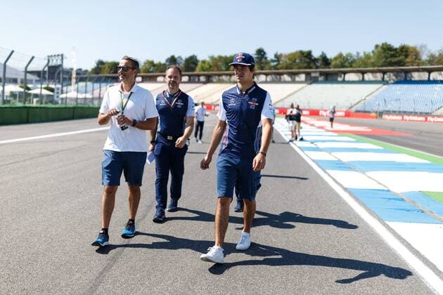 Lance Stroll (Williams Martini Racing) besichtigt mit Teammitgliedern die Rennstrecke, Grosser Preis von Deutschland 2018, Motorsport, Formel 1, 19.07.2018, Grosser Preis von Deutschland 2018, Motorsport, Formel 1, 19.07.2018 Hockenheim Copyright: xEIBNER AlexanderxNeisx EP_ANS