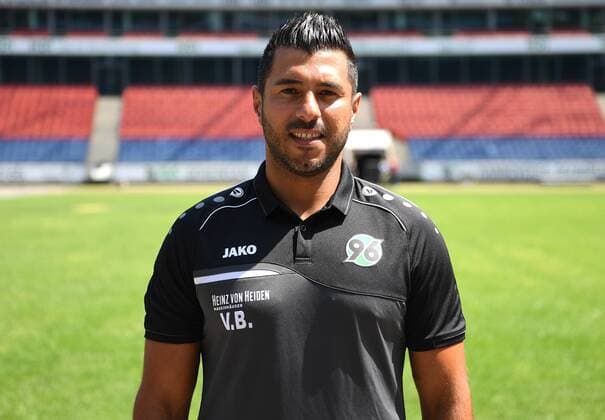offizieller Fototermin Portraitstermin Hannover 96 Volkan Bulut, Co-Trainer; Hannover 96; 1.BL, Porträttermin 2018 2019