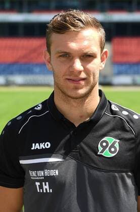 offizieller Fototermin Portraitstermin Hannover 96 Tobias Holm, Videoanalyst; Hannover 96; 1.BL, Porträttermin 2018 2019