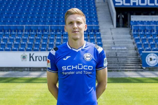 Joan Simun Edmundsson; DSC Arminia Bielefeld; 2.BL, Porträttermin 2018 2019 Copyright: xKirchner Inderliedx