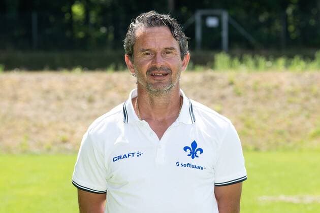 19.07.2018, xfux, Fussball 2.Bundesliga, SV Darmstadt 98 Fototermin Saison 2018 2019, PortraÌˆttermin 2018 2019, emspor, emonline, deloka, v.l. Trainer Dirk Schuster; (SV Darmstadt 98) Darmstadt