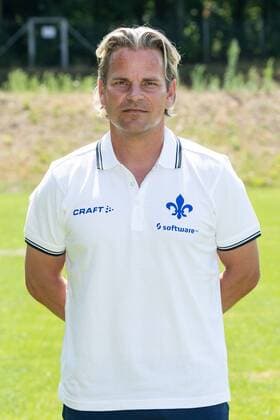 19.07.2018, xfux, Fussball 2.Bundesliga, SV Darmstadt 98 Fototermin Saison 2018 2019, PortraÌˆttermin 2018 2019, emspor, emonline, deloka, v.l. Co Trainer Sascha Franz; (SV Darmstadt 98) Darmstadt