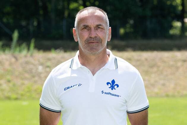 19.07.2018, xfux, Fussball 2.Bundesliga, SV Darmstadt 98 Fototermin Saison 2018 2019, PortraÌˆttermin 2018 2019, emspor, emonline, deloka, v.l. Interimstorwarttrainer Uwe Zimmermann; (SV Darmstadt 98) Darmstadt