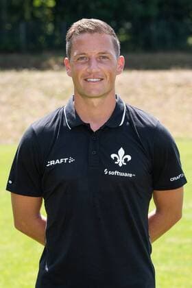 19.07.2018, xfux, Fussball 2.Bundesliga, SV Darmstadt 98 Fototermin Saison 2018 2019, PortraÌˆttermin 2018 2019, emspor, emonline, deloka, v.l. Teammanager Michael Stegmayer; (SV Darmstadt 98) Darmstadt