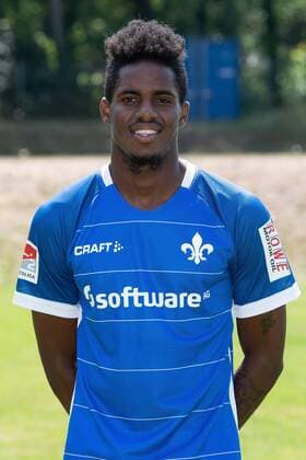 19.07.2018, xfux, Fussball 2.Bundesliga, SV Darmstadt 98 Fototermin Saison 2018 2019, PortraÌˆttermin 2018 2019, emspor, emonline, deloka, v.l. Joevin Jones; (SV Darmstadt 98) Darmstadt