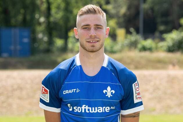 19.07.2018, xfux, Fussball 2.Bundesliga, SV Darmstadt 98 Fototermin Saison 2018 2019, PortraÌˆttermin 2018 2019, emspor, emonline, deloka, v.l. Felix Platte; (SV Darmstadt 98) Darmstadt