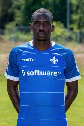 19.07.2018, xfux, Fussball 2.Bundesliga, SV Darmstadt 98 Fototermin Saison 2018 2019, PortraÌˆttermin 2018 2019, emspor, emonline, deloka, v.l. Wilson Kamavuaka; (SV Darmstadt 98) Darmstadt