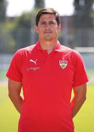 Physiotherapeut Manuel Roth; VfB Stuttgart 1893; 1. BL, Portraettermin 2018 2019,