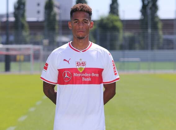 Dennis Aogo; VfB Stuttgart 1893; 1. BL, Portraettermin 2018 2019,