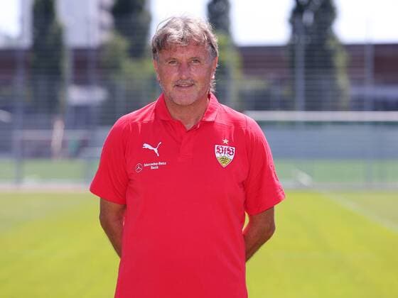Physiotherapeut Gerhard Wörn; VfB Stuttgart 1893; 1. BL, Portraettermin 2018 2019,
