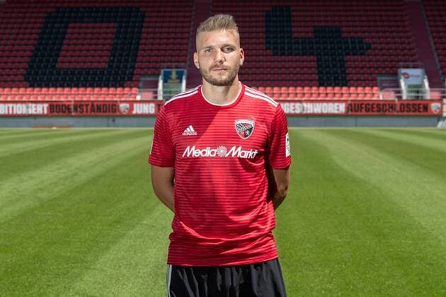 2. Bundesliga - 2. BL Fußball - PortraÌˆttermin 2018 2019, Robert Leipertz (13); FC Ingolstadt 04 2. BL - FC Ingolstadt 04 Saison 2018 2019