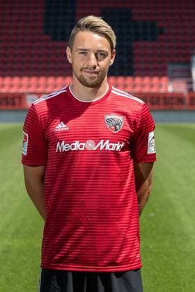 2. Bundesliga - 2. BL Fußball - PortraÌˆttermin 2018 2019, Thomas Pledl (30(; FC Ingolstadt 04 2. BL - FC Ingolstadt 04 Saison 2018 2019