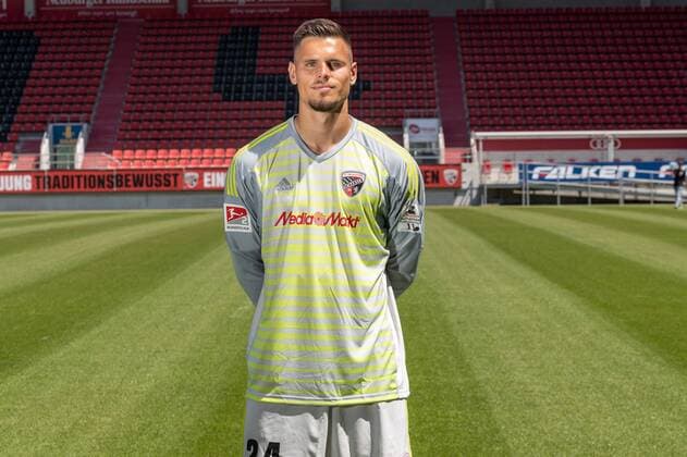 2. Bundesliga - 2. BL Fußball - PortraÌˆttermin 2018 2019, Torwart Fabijan Buntic (24); FC Ingolstadt 04 2. BL - FC Ingolstadt 04 Saison 2018 2019