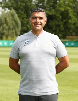 Assistenztrainer Eddy Sözer Fußball Fussball DFL erste 1.Bundesliga Herren Saison 2018 2019 20.07.2018 VfL Wolfsburg Porträttermin , Porträt, Vorstellung, Präsentation, Pressetermin