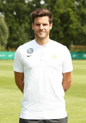 Rehatrainer Athletiktrainer Christoph Tebel Fußball Fussball DFL erste 1.Bundesliga Herren Saison 2018 2019 20.07.2018 VfL Wolfsburg Porträttermin , Porträt, Vorstellung, Präsentation, Pressetermin