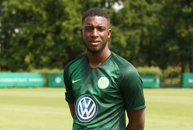 Riechedly Bazoer Fußball Fussball DFL erste 1.Bundesliga Herren Saison 2018 2019 20.07.2018 VfL Wolfsburg Porträttermin , Porträt, Vorstellung, Präsentation, Pressetermin