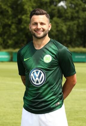 Renato Steffen Fußball Fussball DFL erste 1.Bundesliga Herren Saison 2018 2019 20.07.2018 VfL Wolfsburg Porträttermin , Porträt, Vorstellung, Präsentation, Pressetermin
