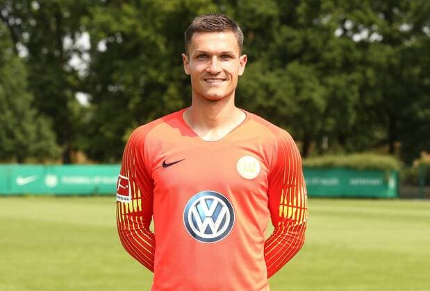 Torwart Pavao Pervan Fußball Fussball DFL erste 1.Bundesliga Herren Saison 2018 2019 20.07.2018 VfL Wolfsburg Porträttermin , Porträt, Vorstellung, Präsentation, Pressetermin