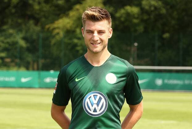 Robin Knoche Fußball Fussball DFL erste 1.Bundesliga Herren Saison 2018 2019 20.07.2018 VfL Wolfsburg Porträttermin , Porträt, Vorstellung, Präsentation, Pressetermin