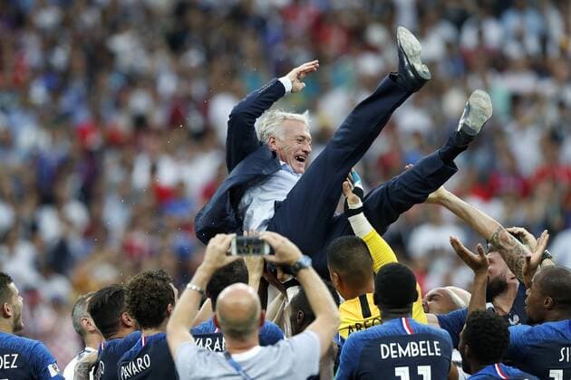 France coach Didier Deschamps is thrown in the air during the 2018 FIFA World Cup WM Weltmeisterschaft Fussball Russia Final match between France and Croatia at the Luzhniki Stadium on July 15, 2018 in Moscow, Russia FIFA World Cup 2018 Russia 2017 2018 xVIxVIxImagesx xMauricexvanxSteenxWKxIVx 11546286