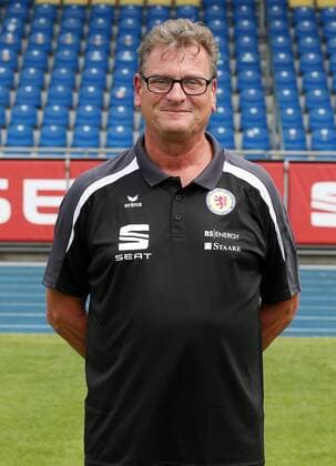Zeugwart und Busfahrer Christian Skolik (Eintracht Braunschweig)