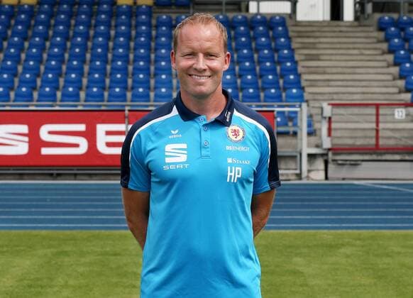 Cheftrainer Henrik Pedersen (Eintracht Braunschweig)
