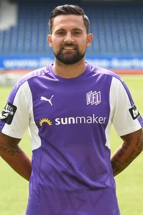 Fußball 3. Liga Porträttermin 2018 2019 VfL Osnabrück am 10.07.2018 an der Bremer Brücke in Osnabrück Marcos Alvarez (VfL Osnabrueck)
