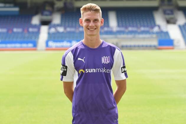 Fußball 3. Liga Porträttermin 2018 2019 VfL Osnabrück am 10.07.2018 an der Bremer Brücke in Osnabrück Tim MoÌˆller Moeller (VfL Osnabrueck)