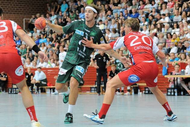 Jakob Holm (Fuechse Berlin 6) gegen Jonatha Carlsbogard (TBV Lemgo 20) Handball,Maenner,Vorbereitungsturnier,Esslinger Markplatzturniers,Finale,21.07.2018, Foto:TBaur Eibner Fuechse Berlin vs. TBV Lemgo Esslingen Copyright: xEIBNER TobiasxBaurx EP_TBR
