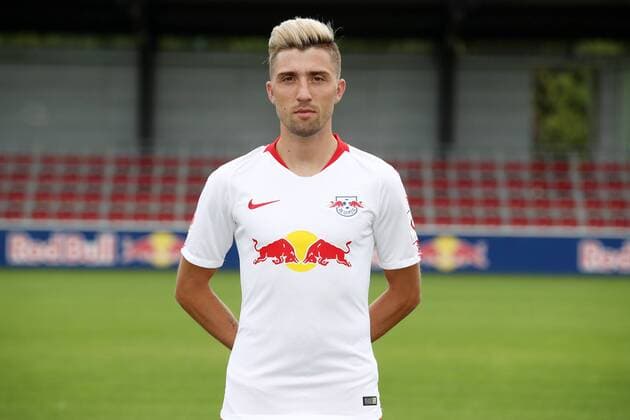 RB Leipzig Fussball Saison 2018-19 Kevin Kampl; RasenBallsport Leipzig , Fussball, 1. Bundesliga, Porträttermin 2018 2019 , Leipzig, 21.07.2018. ,