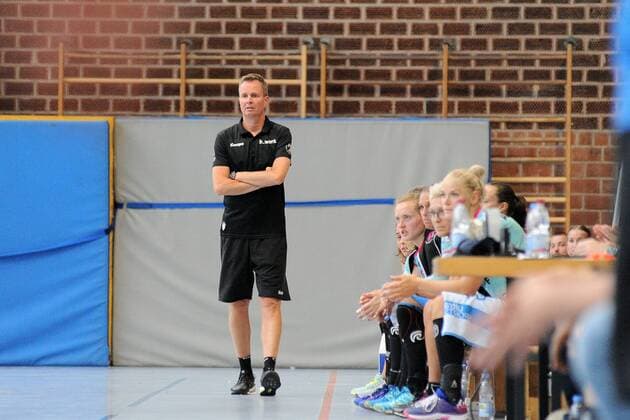 Andre Fuhr (TusSies Metzingen Trainer) TusSies Metzingen,Handball,Ligaspiel;Vorbereitung,Esslinger Markplatzturniers,20.07.2018;Foto:TBaur Eibner TusSies Metzingen vs. Schwaben Hornets Nellingen Esslingen Copyright: xEIBNER TobiasxBaurx EP_TBR