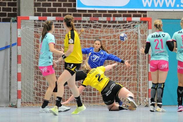Isabel Roch (TusSies Metzingen 26) im Tor TusSies Metzingen,Handball,Ligaspiel;Vorbereitung,Esslinger Markplatzturniers,20.07.2018;Foto:TBaur Eibner TusSies Metzingen vs. Schwaben Hornets Nellingen Esslingen Copyright: xEIBNER TobiasxBaurx EP_TBR