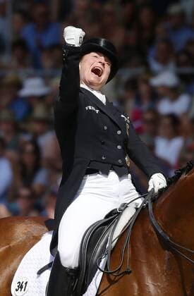 Sport Themen der Woche KW29 Sport Bilder des Tages Aachen , Reiten , Dressur Grand Prix Kür CDIO ,, Deutsche Bank Preis , Großer Dressurpreis von Aachen , Isabell Werth ( GER ) auf Emilio *** Aachen Riding Dressage Grand Prix Freestyle CDIO Deutsche Bank Prize Grand Prix of Aachen Isabell Werth GER on Emilio