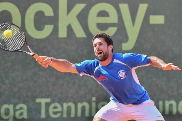 GER, 1. Tennis-Point Bundesliga Herren, Badwerk Gladbacher HTC vs. HTC Blau-Weiß Krefeld e.V. 22.07.2018, Badwerk Gladbacher HTC, GER, 1. TP-BL, Badwerk Gladbacher HTC vs. HTC Blau-Weiß Krefeld e.V., im Bild Gaio, Federico ITA beim Vorhandschlag