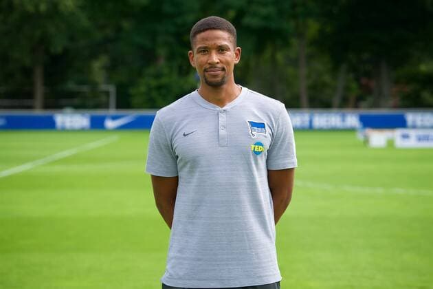 Frederik Syna (Physiotherapeut); Hertha BSC Berlin; 1.BL DFL, Porträttermin 2018 2019,