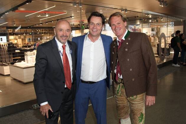 Christian Neureuther mit Christoph Netzel und Markus Wasmeier, Bayerischer Sportpreis 2018 in der BMW Welt in Muenchen am 21.07.2018